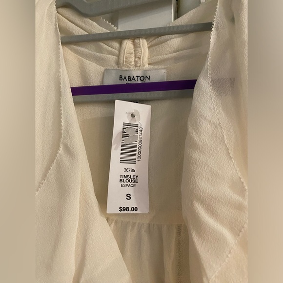 Aritzia silk blouse. BNWT - Picture 3 of 3